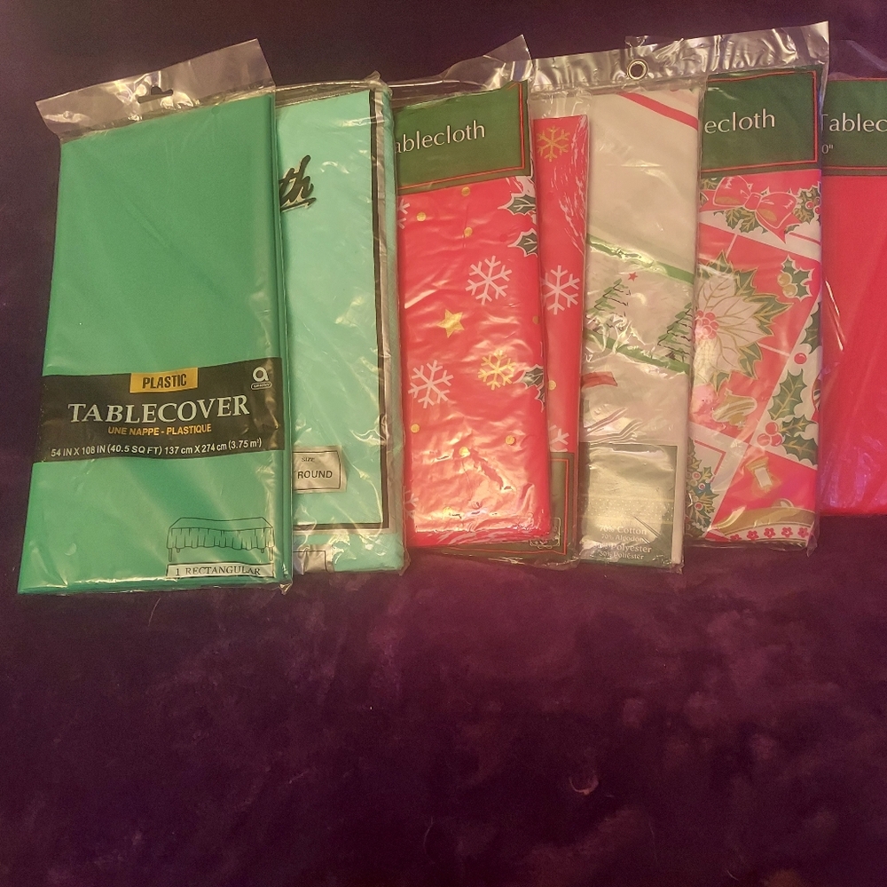 Flannel Back Tablecloths (7)